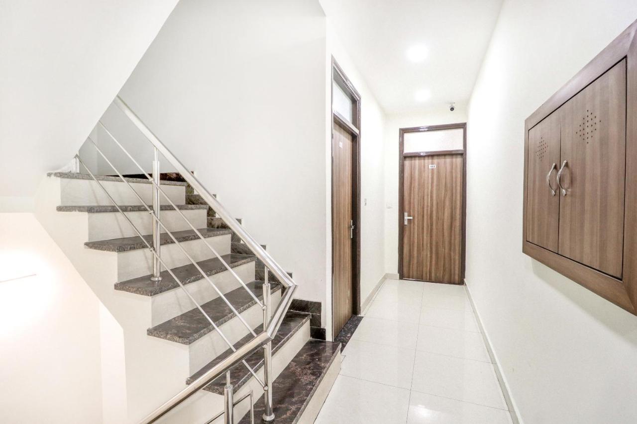 Hotel Kings Amritsar Esterno foto